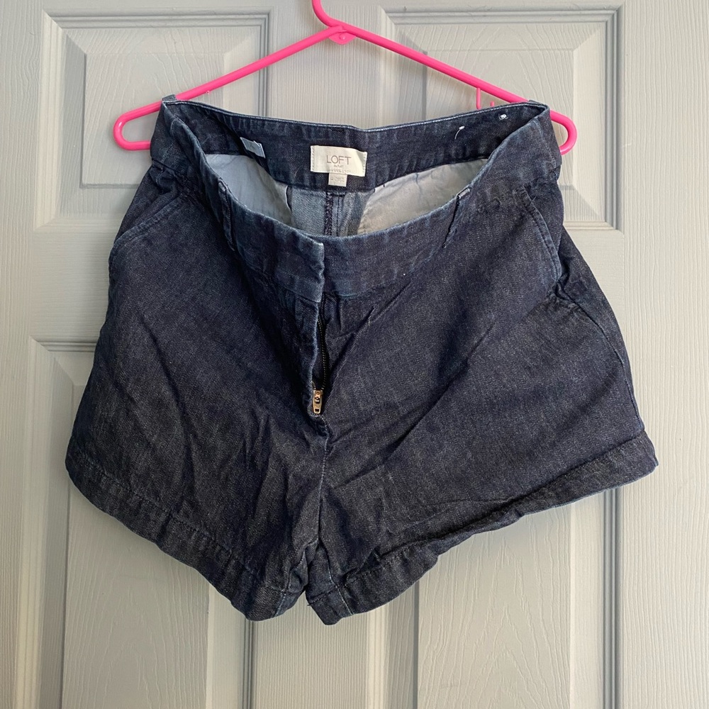 Loft denim shorts. EUC. Size 14. 4” inseam